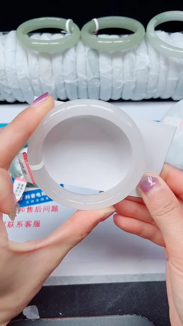 未镶嵌手镯石英质玉48-56/57