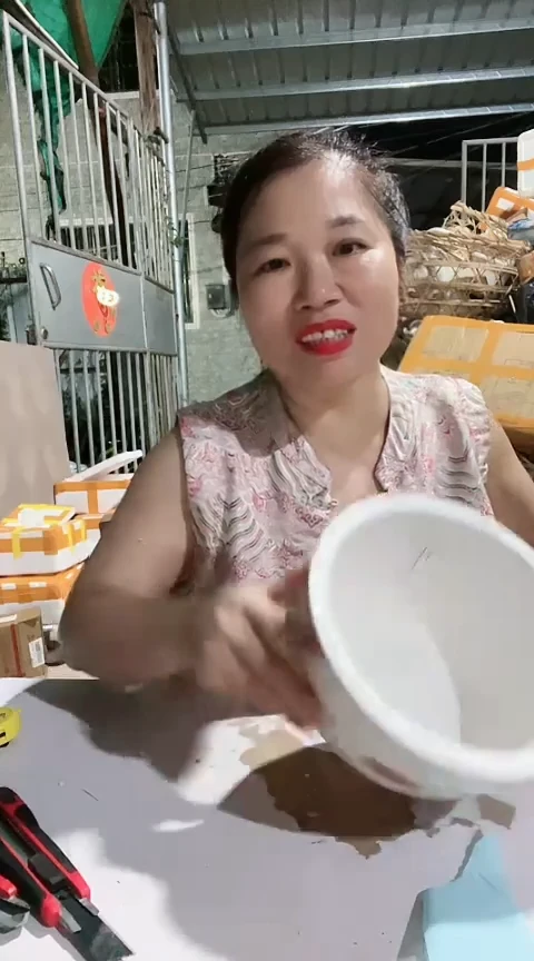 明显瑕疵3.0白锅不带盖