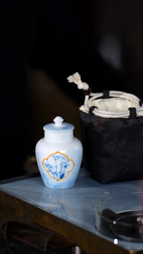 【闪购商品】闪购链接@@有田烧窗竹罐+墨竹袋