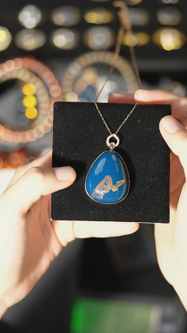 【闪购商品】琥珀裸石18K金镶嵌多米金镶水滴吊坠