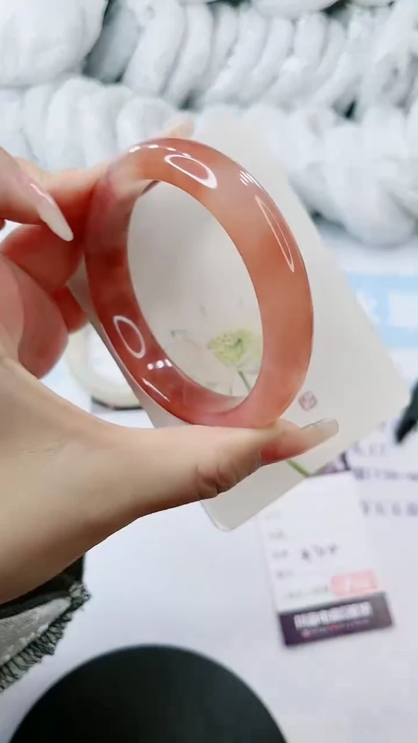 【闪购商品】石英质玉手镯未镶嵌多样性发货A714