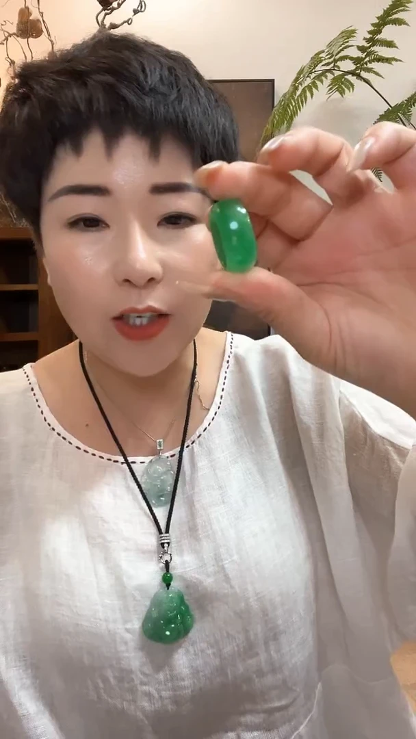 吊坠(赠链)合金翡翠065