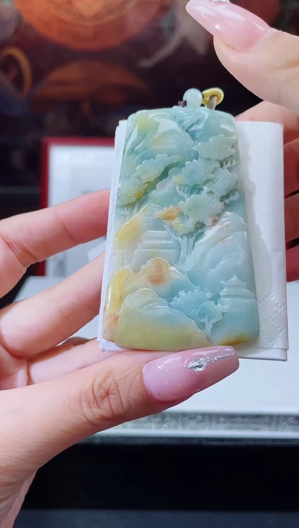 颈饰未镶嵌翡翠翡翠