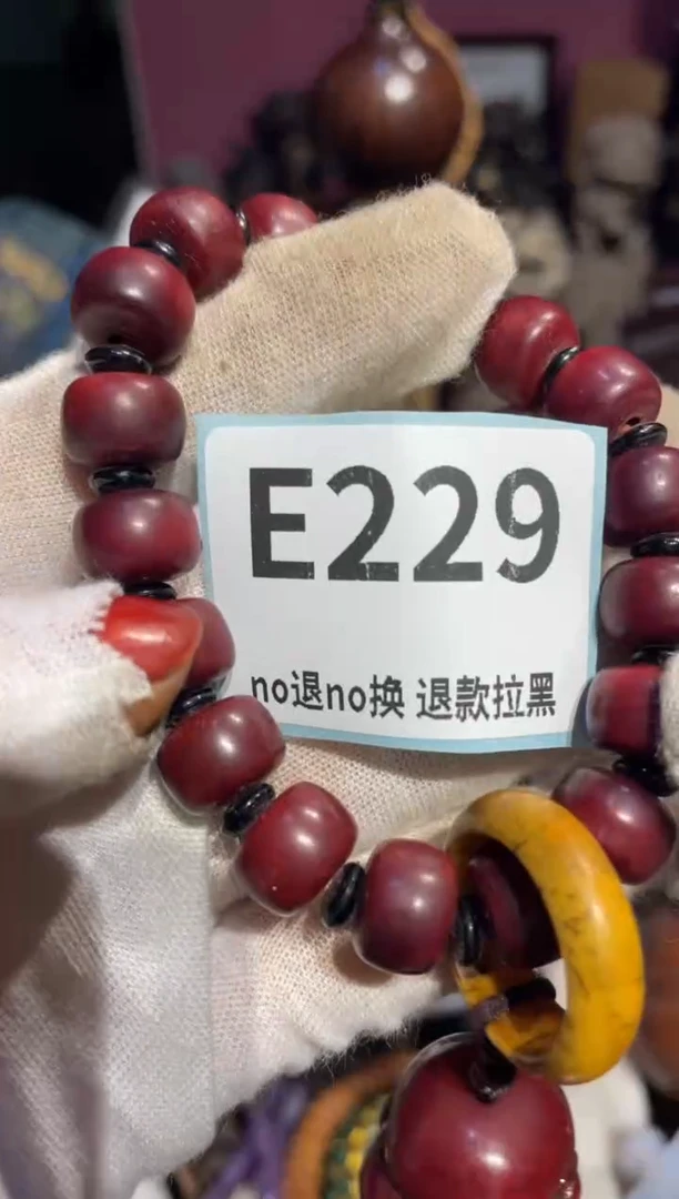 瓷片心*表姐直播所见所得