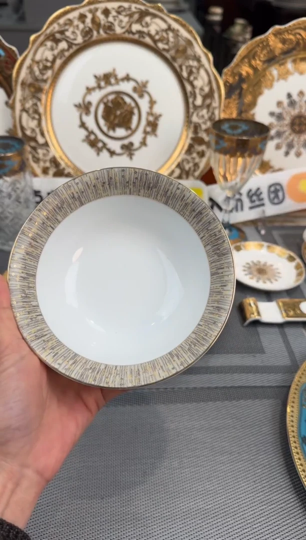 【闪购商品】瓷片5.5寸水果碗尾单  福利价  福利价