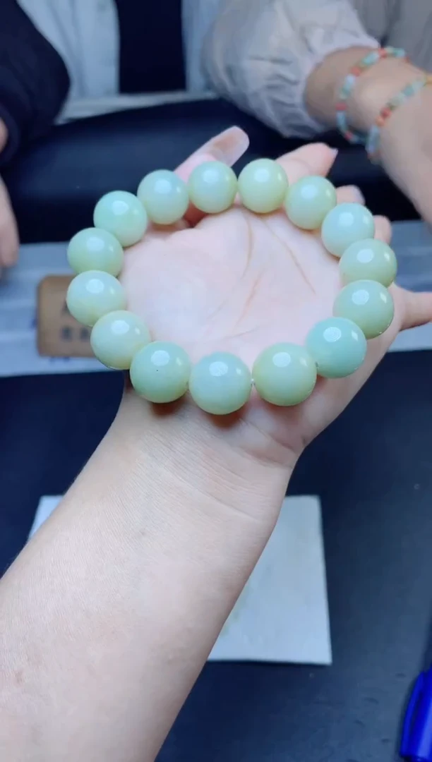 【闪购商品】定制翡翠未镶嵌珠串