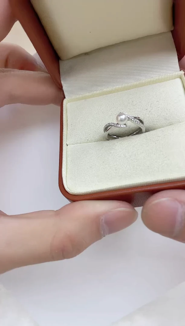 银S925镶嵌海水珍珠戒指海水珍珠戒指