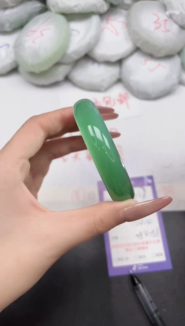 东凌女款手镯237-54.4