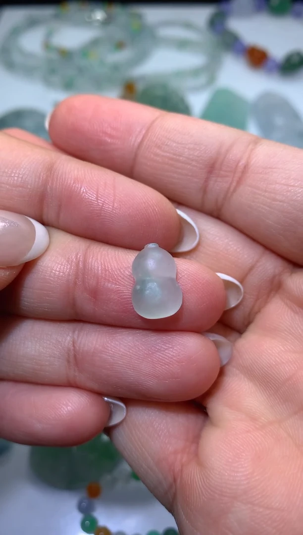 未镶嵌定制翡翠毛货