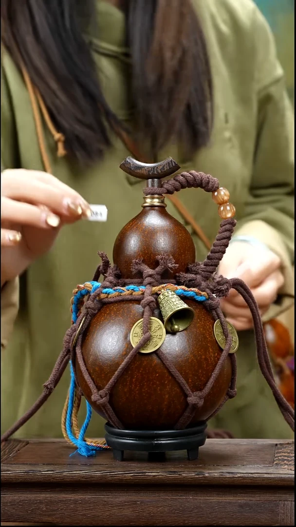 YY084复古网兜款天然酒葫芦（一物一拍）