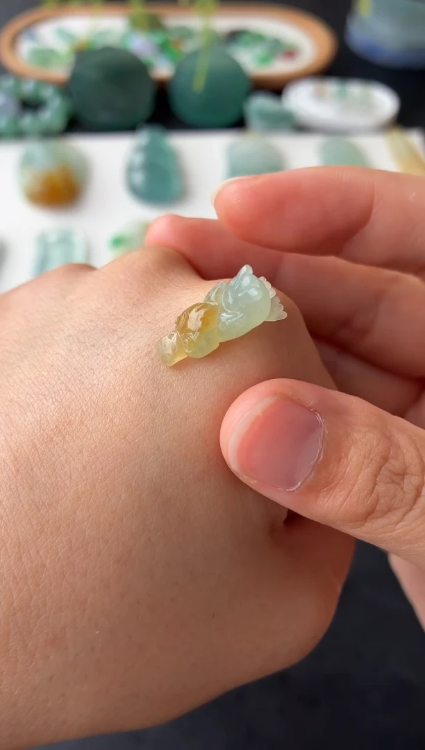 未镶嵌定制翡翠翡翠
