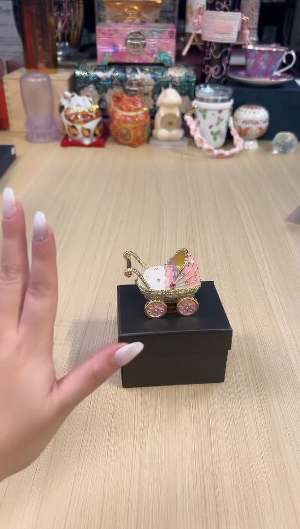 142粉色婴儿车