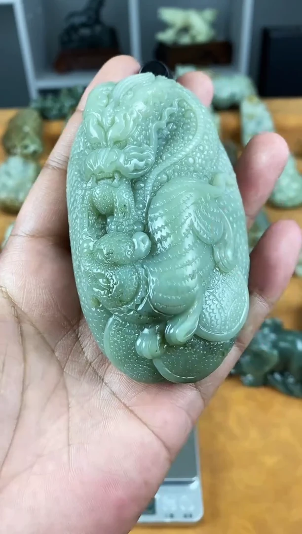 未镶嵌和田玉挂件1