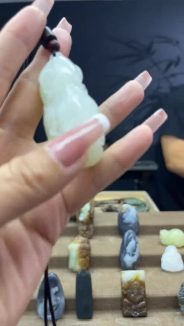 颈饰未镶嵌和田玉11