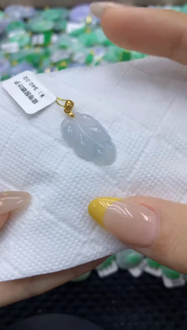 颈饰未镶嵌翡翠天然缅甸翡翠A货