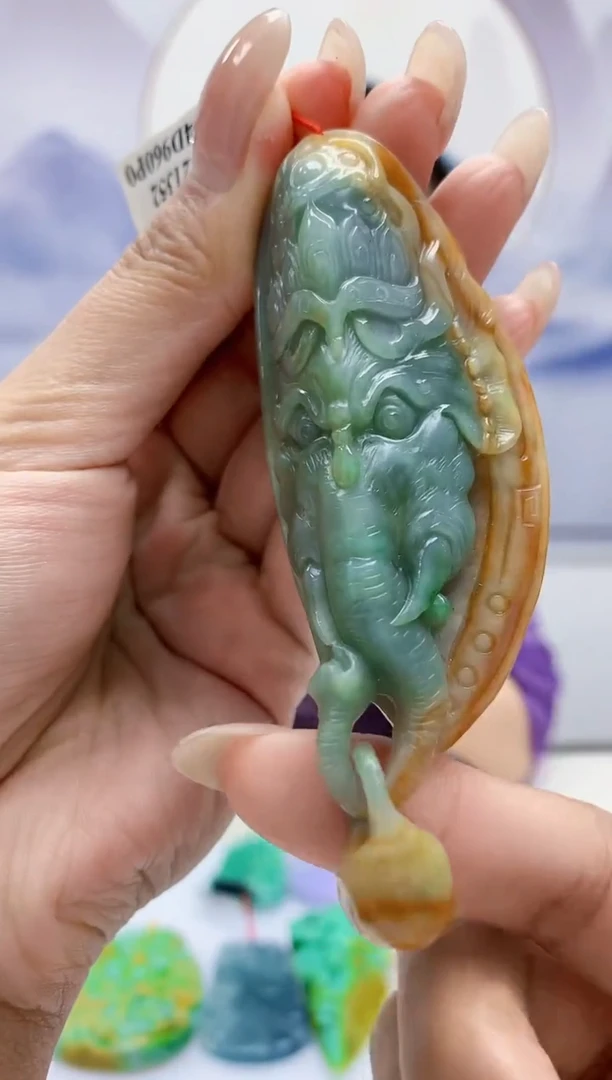 定制翡翠未镶嵌4812MM-毛货挂件73