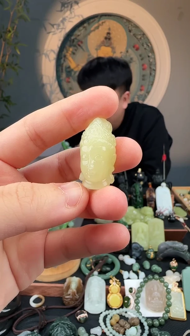 颈饰未镶嵌和田玉和田玉