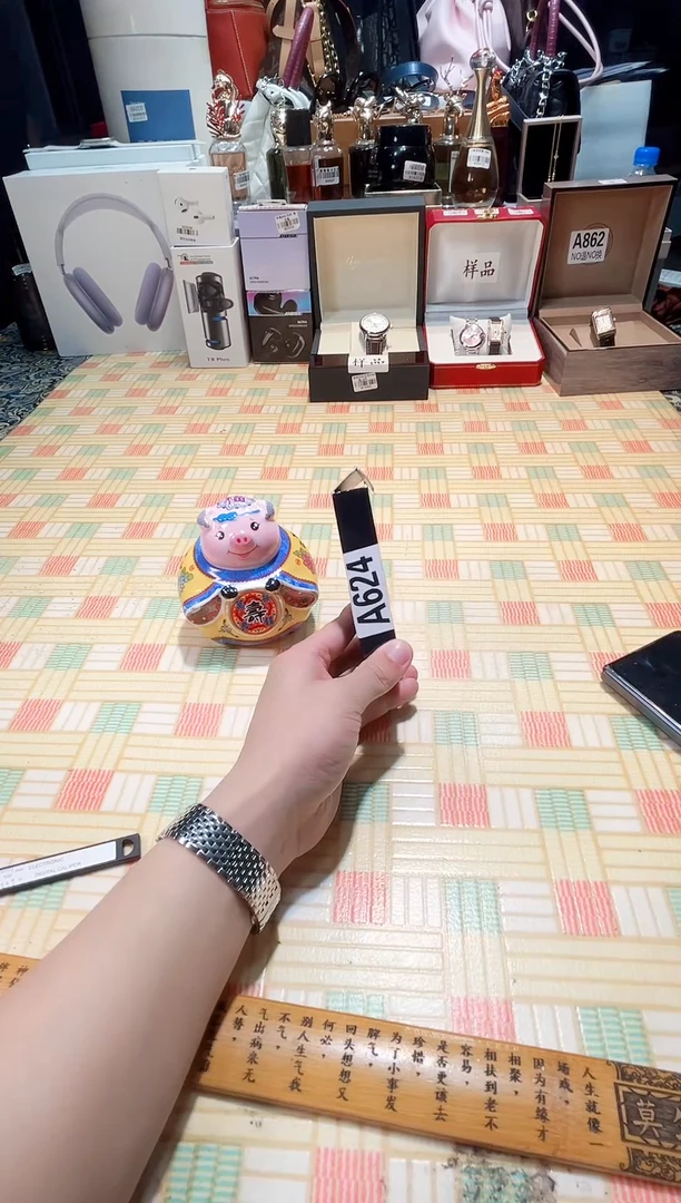 瓷片瓷器 库房到期 全部地板价@@1