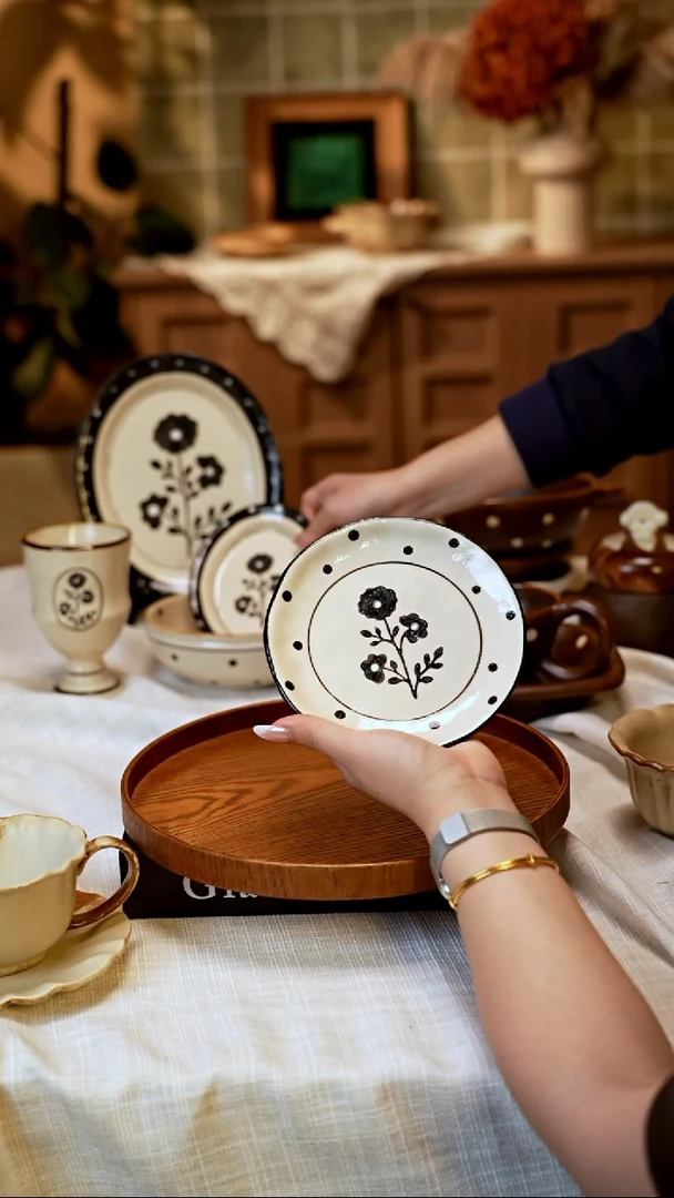 瓷复古黑花系列-6”咖啡碟