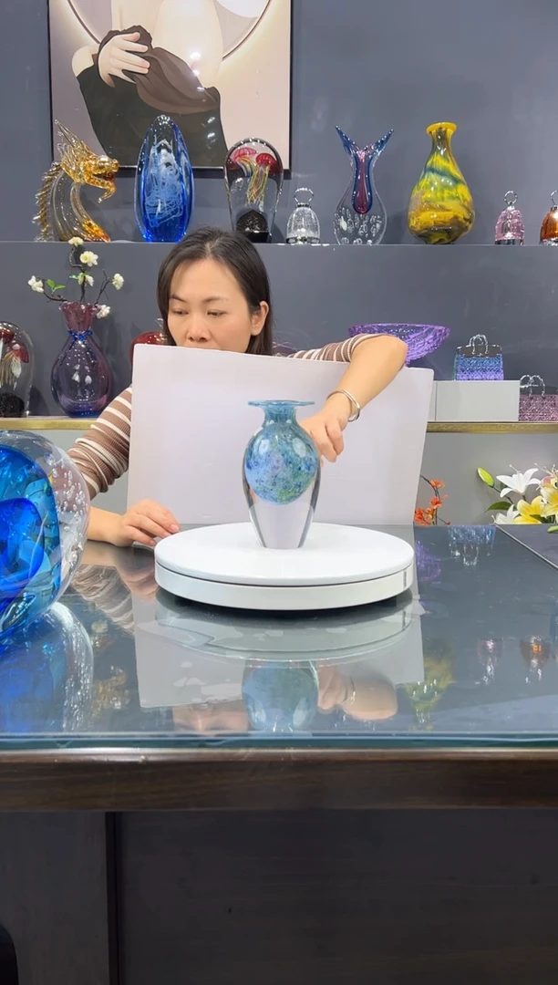 手工艺品琉璃   水晶琉璃花瓶1个