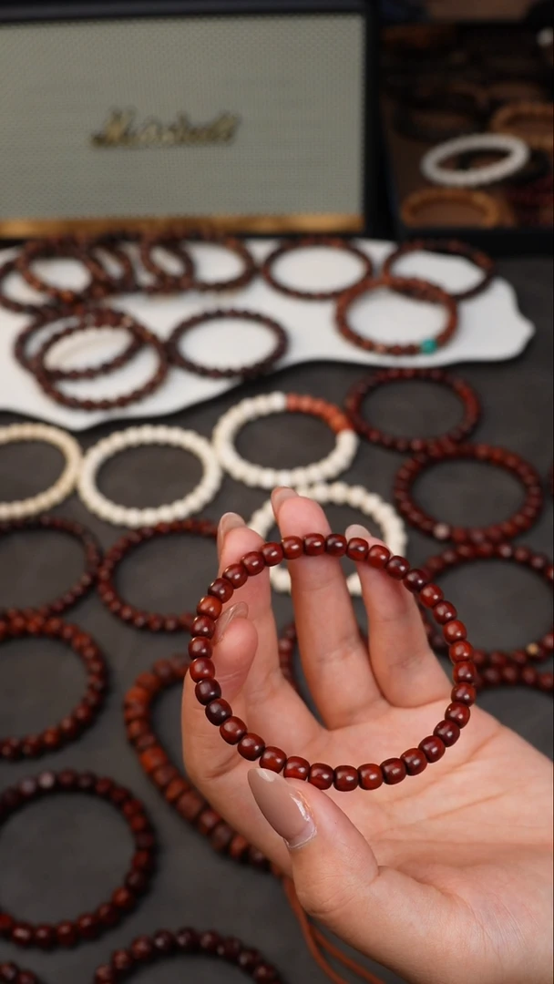 手串/手链小叶紫檀皮*5.5*6小叶紫檀泥料精工108多圈