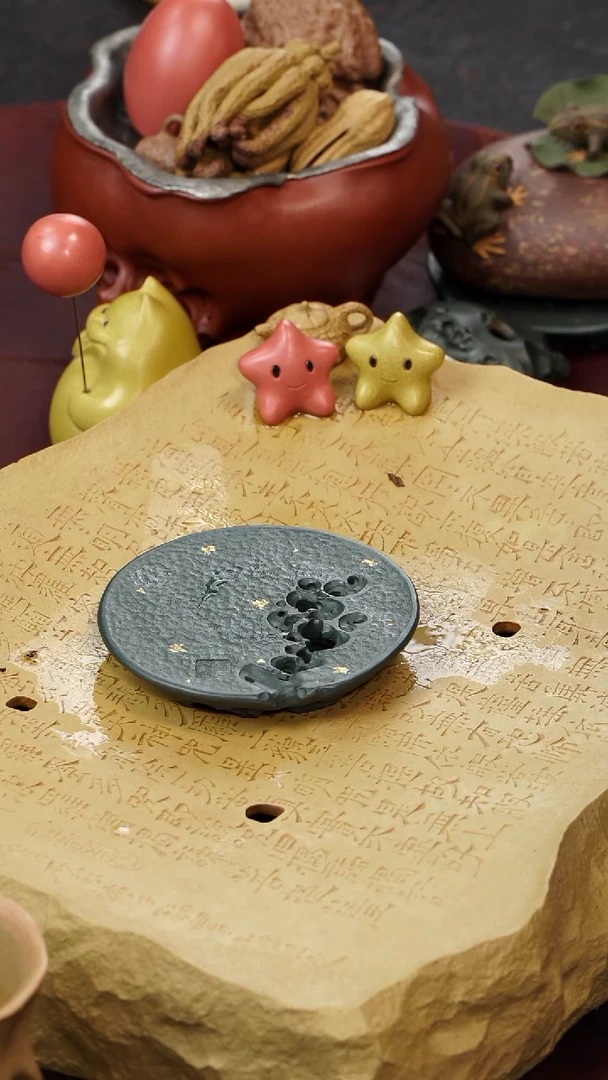 茶壶紫砂太湖石盖置洒金绿