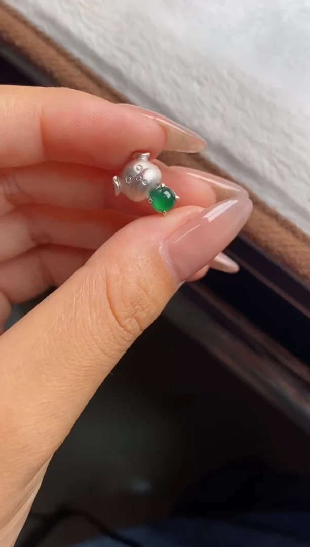 翡翠戒指银S925镶嵌怀*姐天然A货翡翠