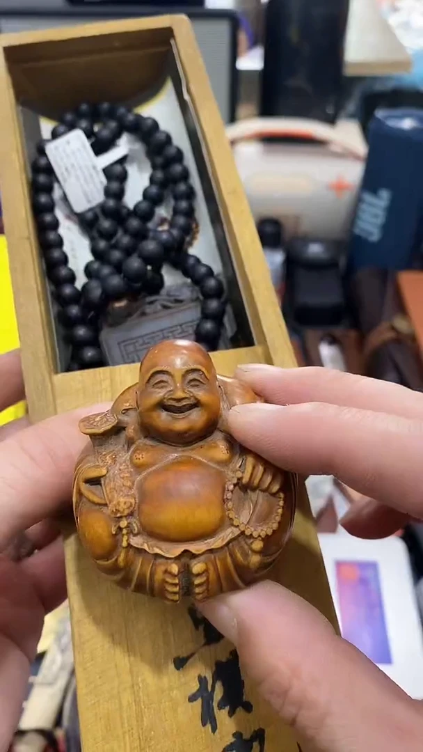 瓷片闪购商品 如图所示