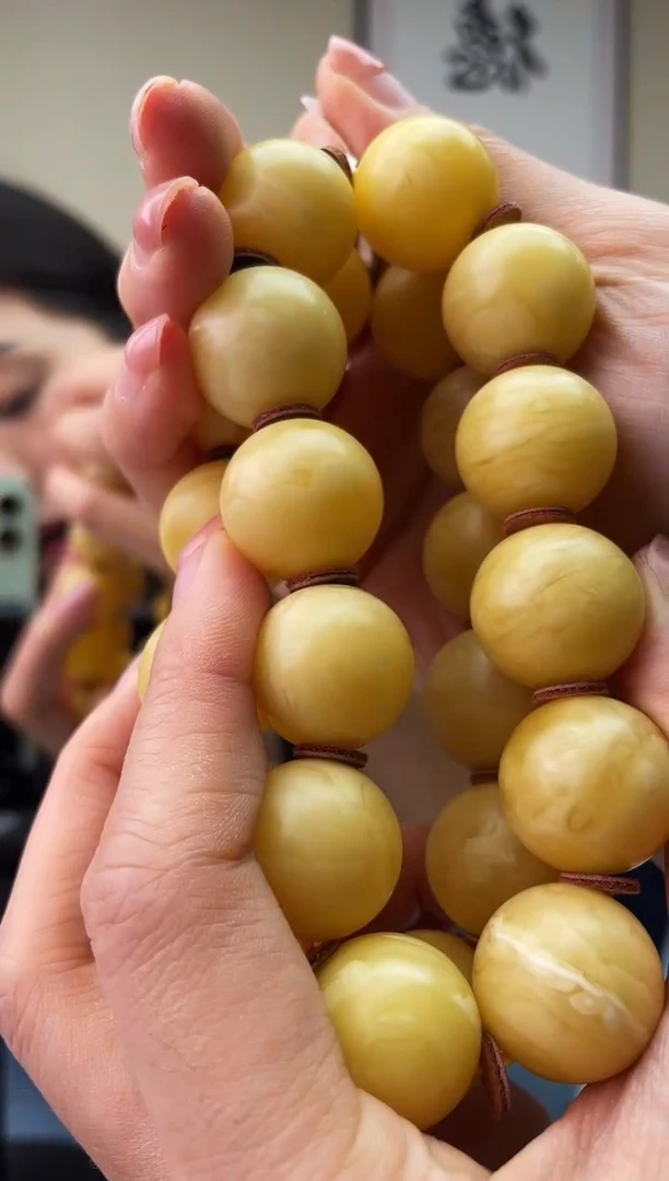 琥珀未镶嵌珠宝奇石T046 19假一罚十，多样性发一件