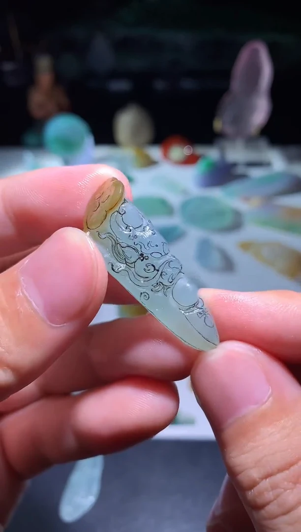 未镶嵌定制翡翠龙牙