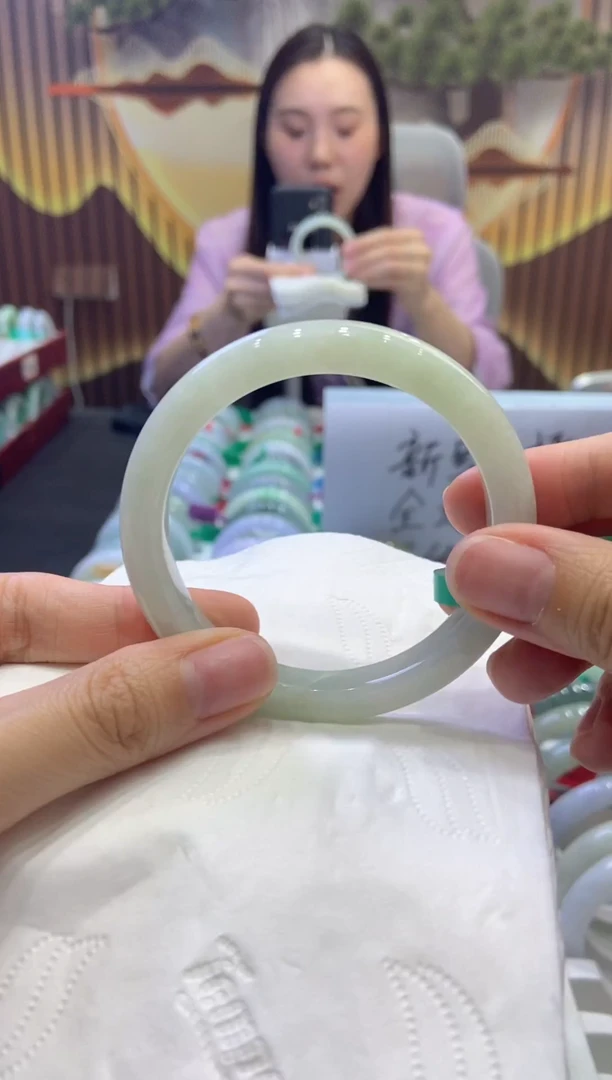 未镶嵌手镯翡翠00009769