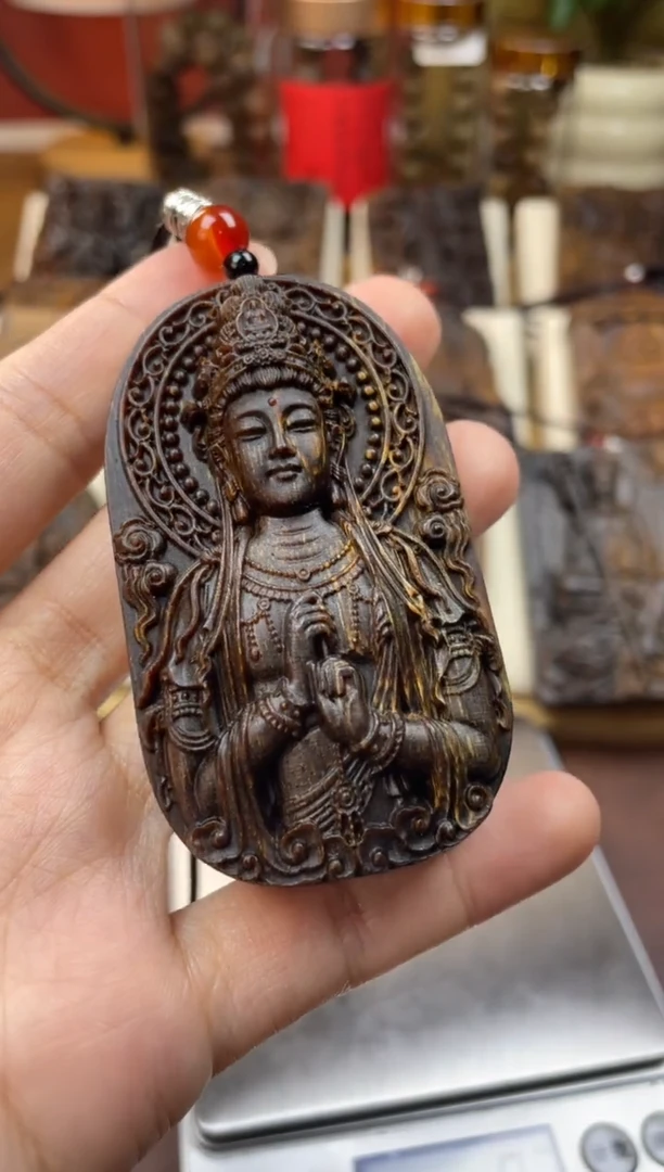 木木雕款芽庄 合十观音 7cm 送养香瓶