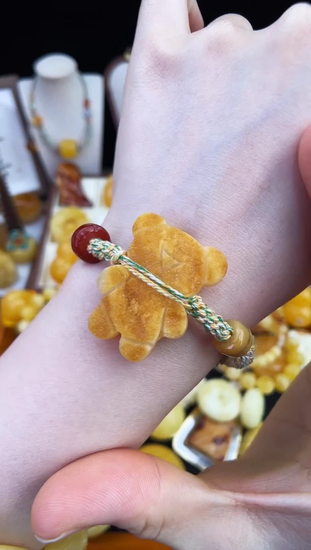 琥珀未镶嵌珠宝奇石柒月