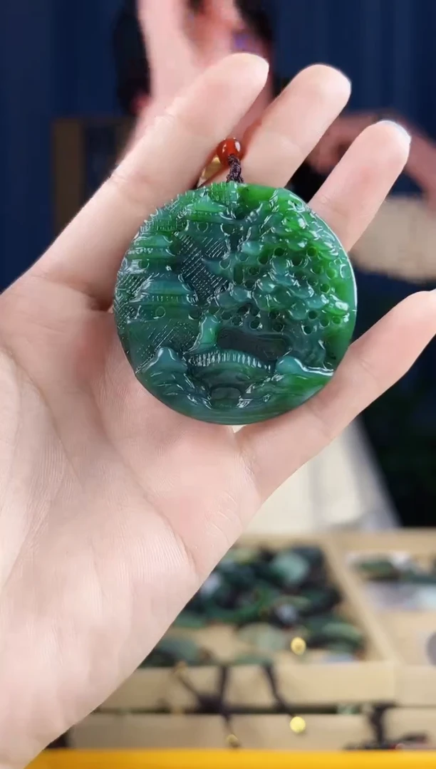 颈饰未镶嵌和田玉拍一发一，多样性发货