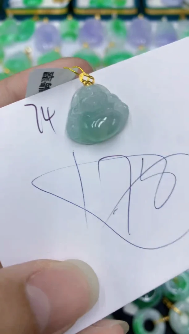 翡翠18K金镶嵌颈饰1111111111