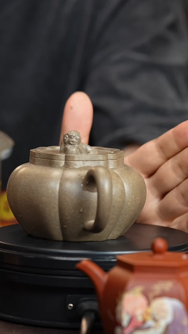 茶壶紫砂济****行手工原矿紫砂壶筋纹