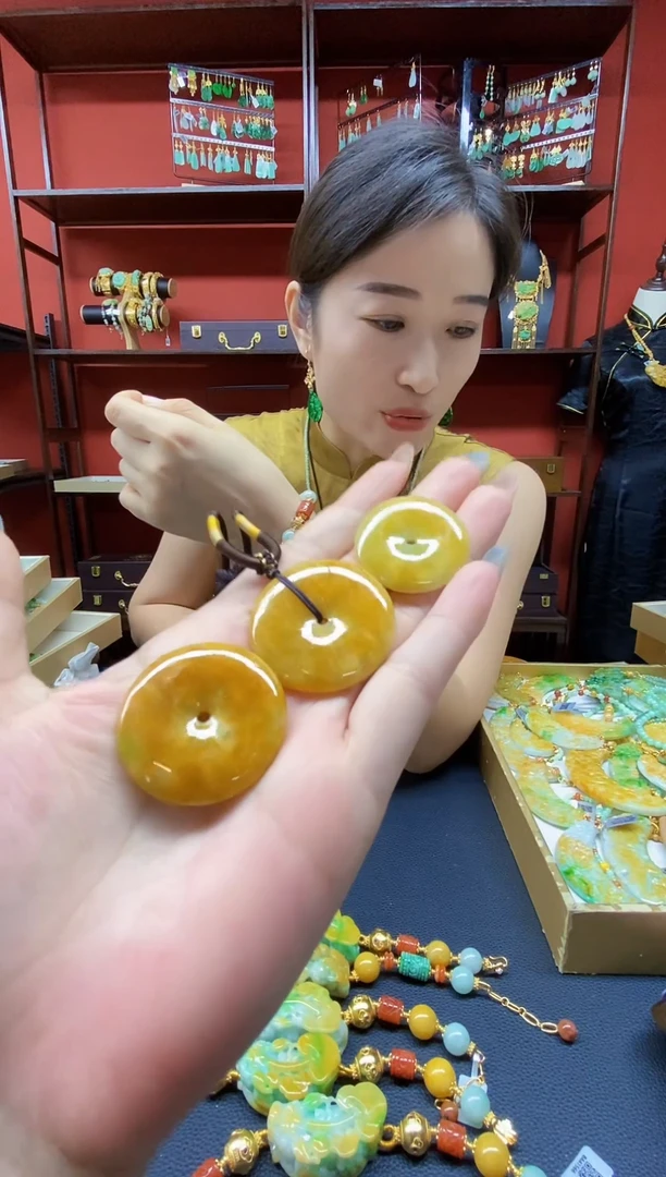 颈饰未镶嵌翡翠翡翠吊坠