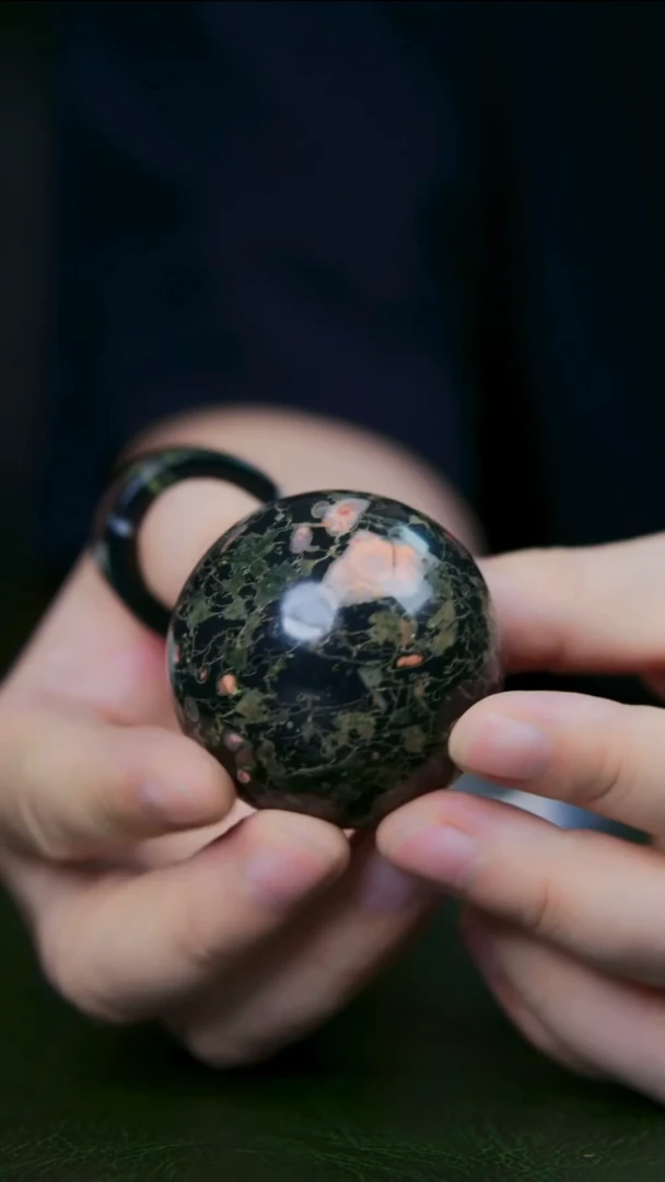 7老师手工作品，梅花玉 一物一拍