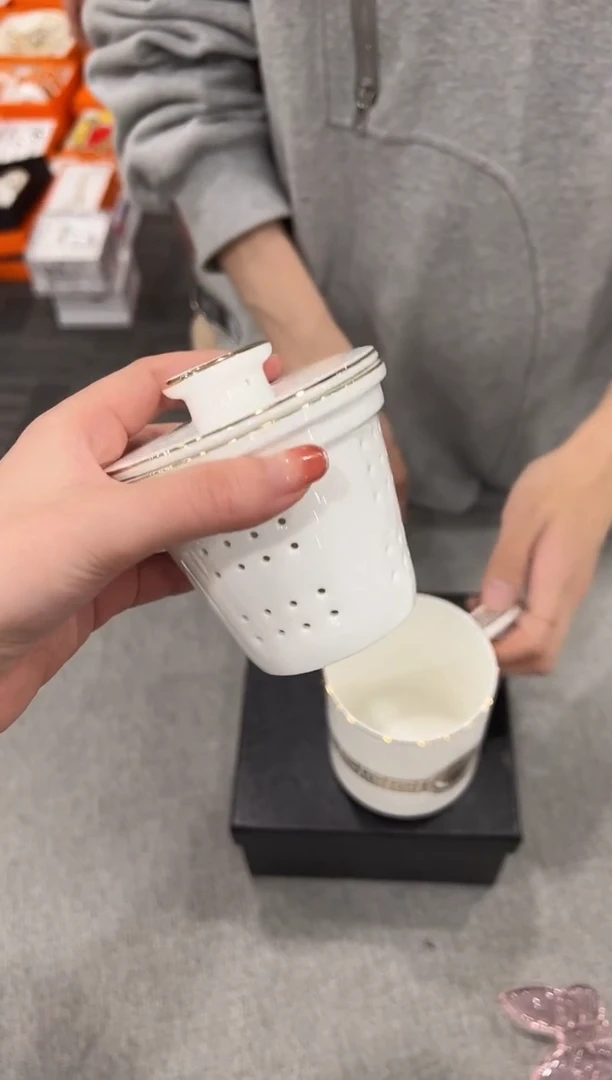 【闪购商品】杯H205--------------