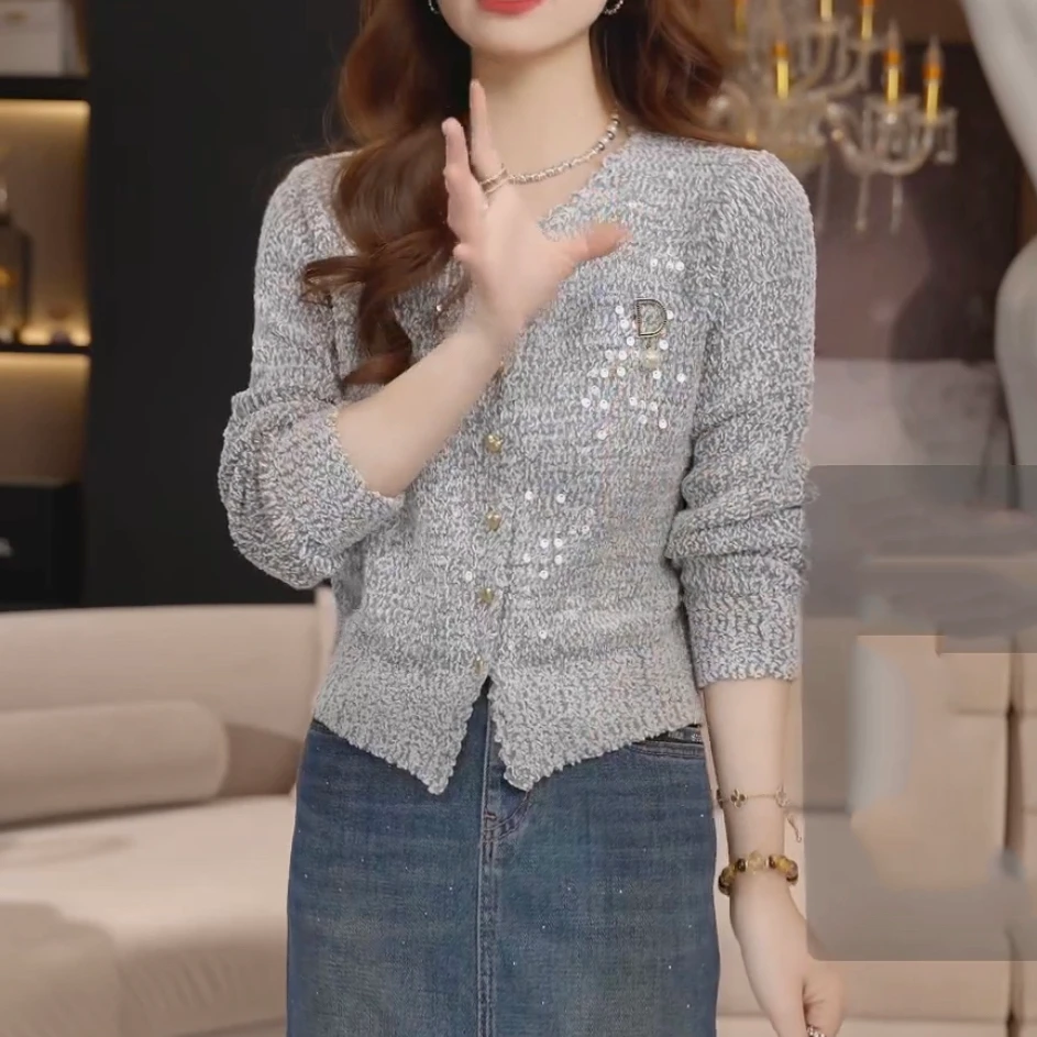 高级感重工时尚亮片设计感长袖2025秋季新款洋气减龄轻奢针织上衣