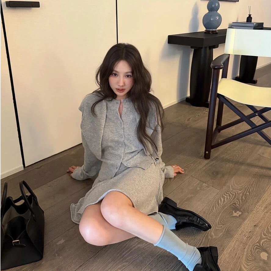 秋季新款时尚套装气质显瘦洋气休闲百搭外穿性感辣妹简约温柔套装