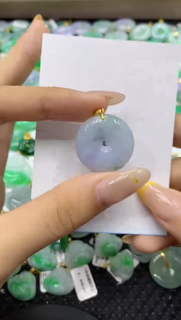 颈饰未镶嵌翡翠天然缅甸翡翠A货