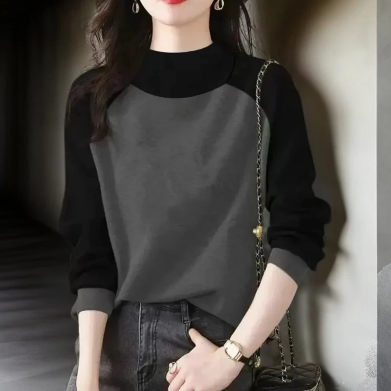 新款插肩袖半高领保暖黑拼灰打底衫秋冬百搭长袖宽松遮肚子t恤女