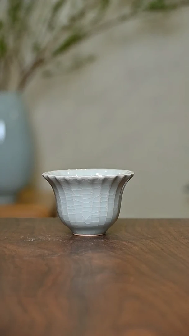 青隽杯 粉青釉 微瑕