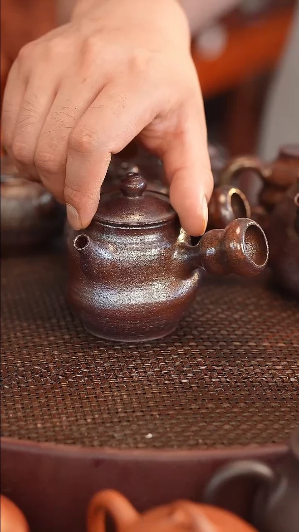 茶壶紫砂原矿手工制作