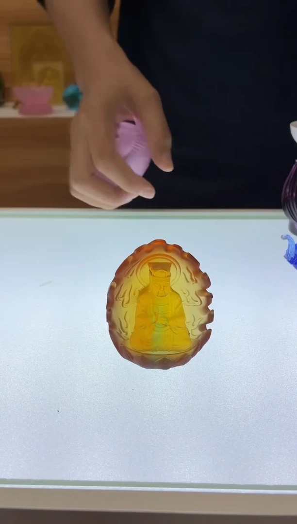 琉璃手工艺品琥珀色小佛