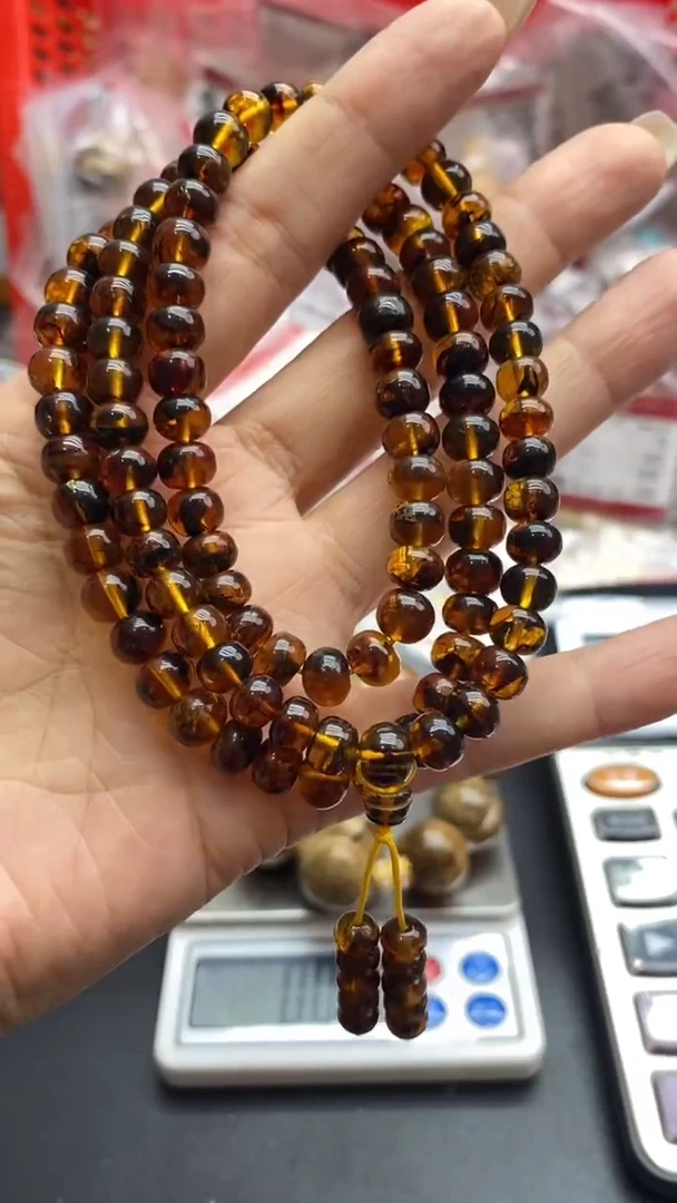琥珀未镶嵌珠宝奇石2201