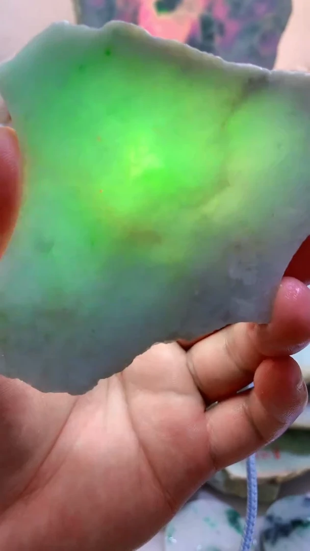 翡翠裸石0林0翡翠珠宝174