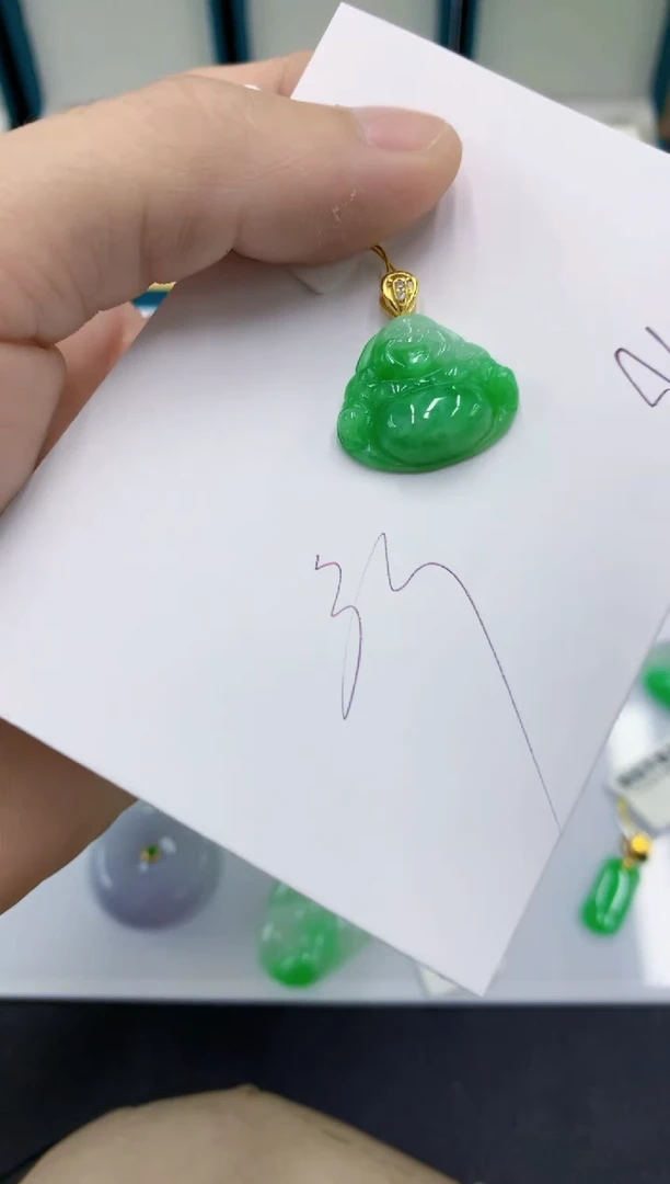 颈饰未镶嵌翡翠翡翠