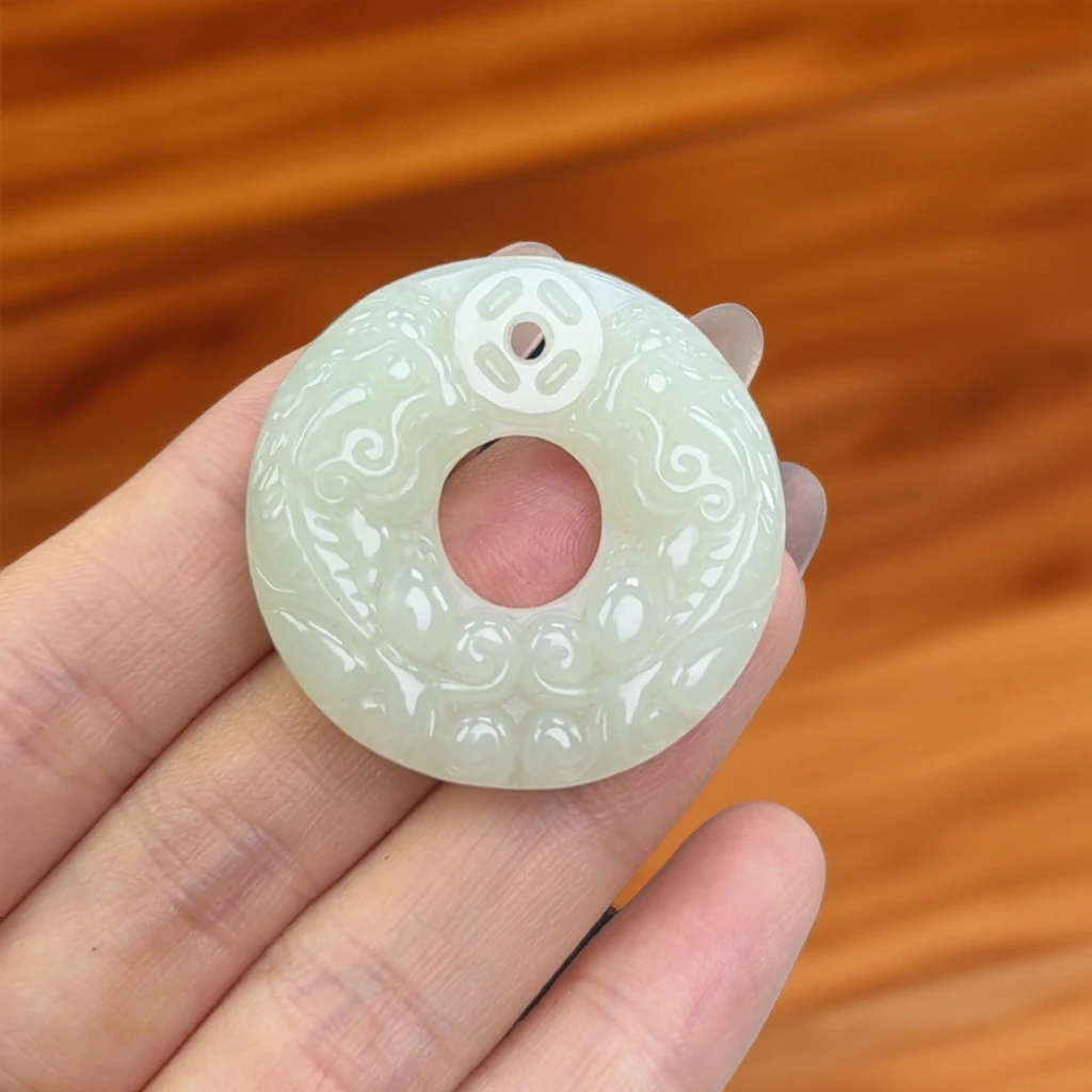 正宗和田玉双面貔貅平安扣